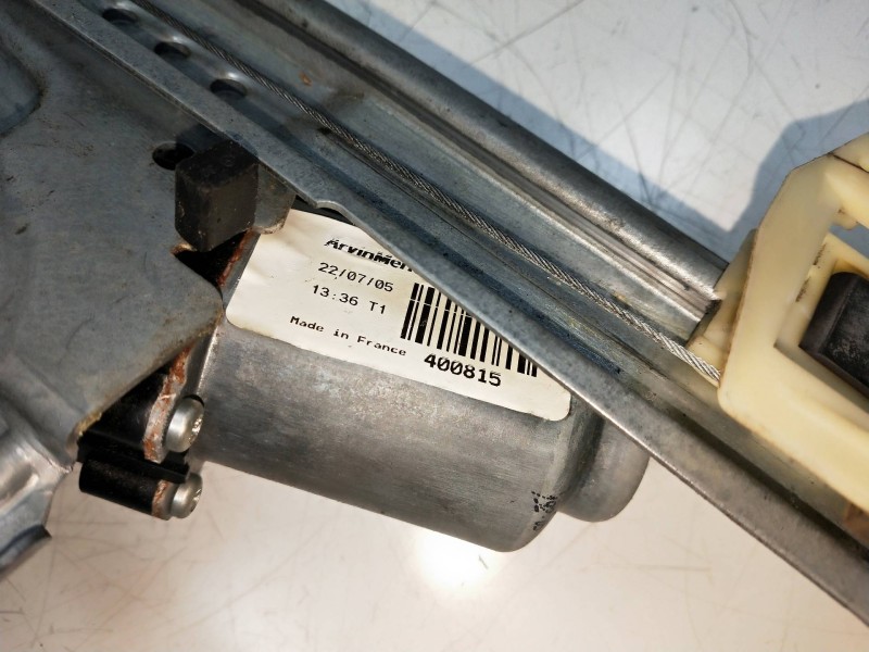 Recambio de elevalunas delantero derecho para peugeot 1007 1.4 referencia OEM IAM 400815  3P