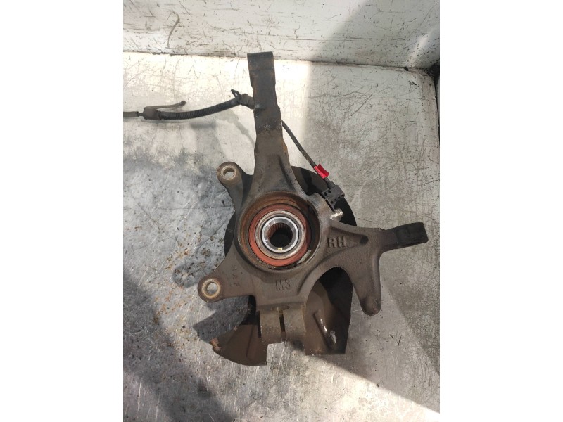 Recambio de mangueta delantera derecha para kia soul diva referencia OEM IAM   