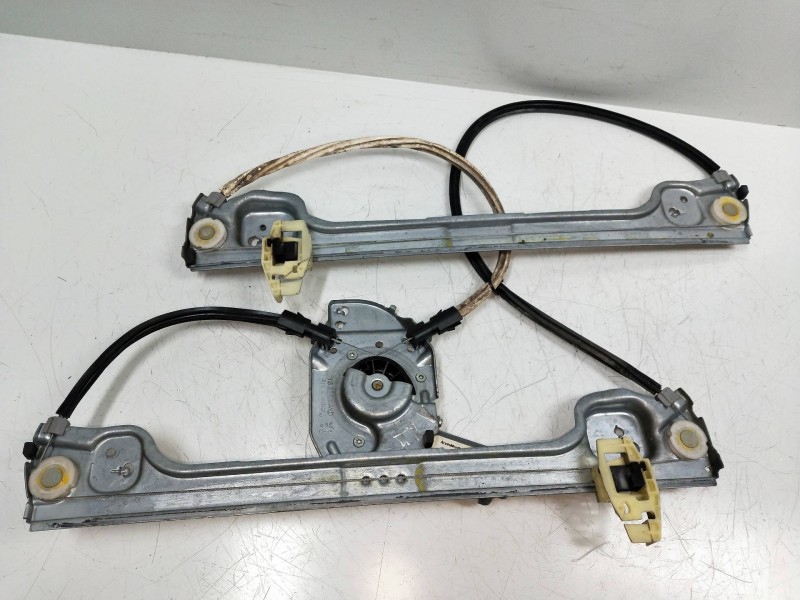 Recambio de elevalunas delantero derecho para peugeot 1007 1.4 hdi referencia OEM IAM   3P