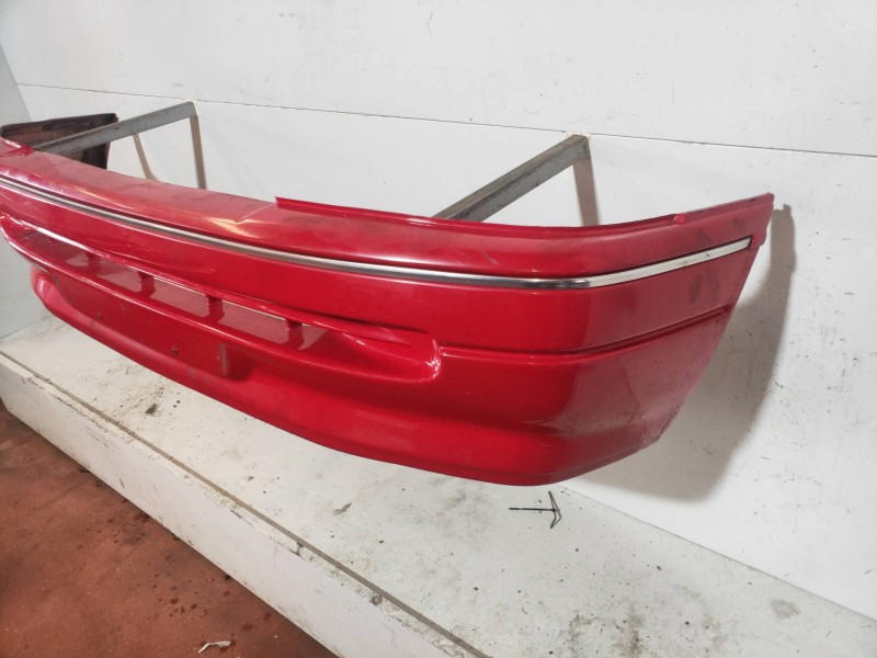 Recambio de paragolpes delantero para ford escort berlina/turnier celebration berlina referencia OEM IAM   