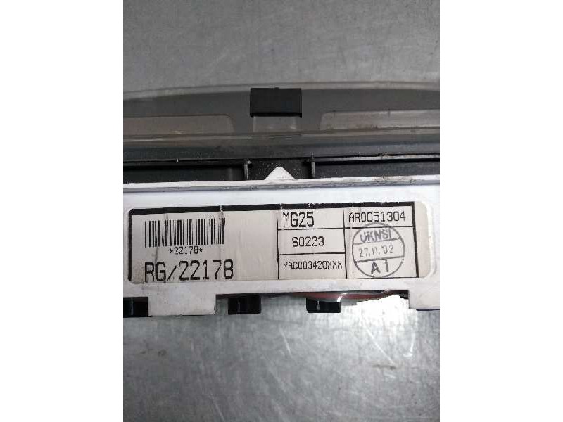 Recambio de cuadro instrumentos para mg rover mg zr (f/rf) 1.4 16v cat referencia OEM IAM AR0051304 YAC003420XXX MG25 S0223