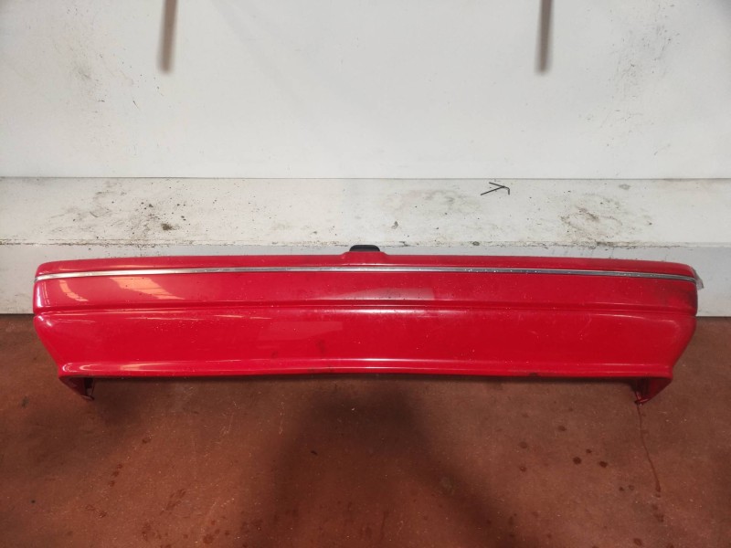 Recambio de paragolpes trasero para ford escort berlina/turnier celebration berlina referencia OEM IAM   