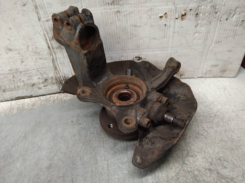 Recambio de mangueta delantera derecha para volkswagen t5 transporter/furgoneta 2.5 tdi referencia OEM IAM   