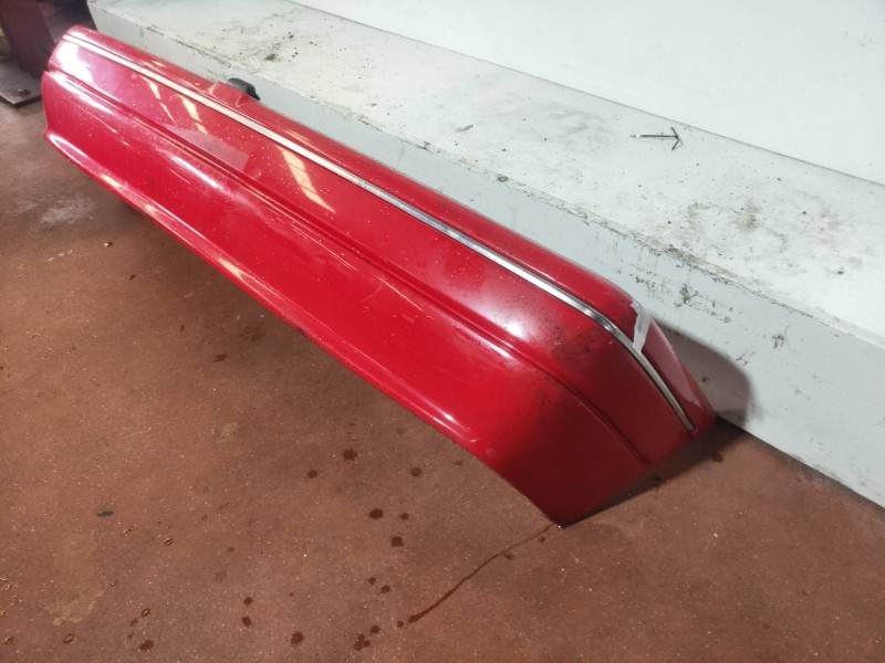 Recambio de paragolpes trasero para ford escort berlina/turnier celebration berlina referencia OEM IAM   