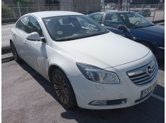 opel insignia berlina del año 2011