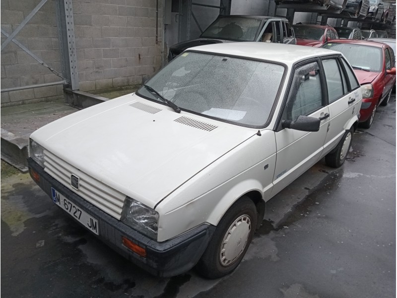 seat ibiza del año 1989