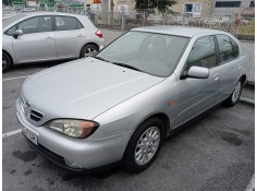 nissan primera berlina (p11) del año 2000