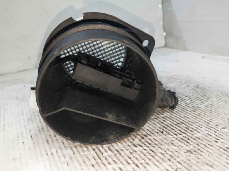 Recambio de caudalimetro para skoda suberb (3t4) elegance referencia OEM IAM 0281002956 03L906461A BOSCH