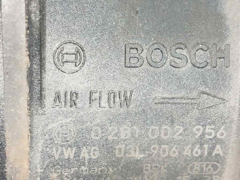 Recambio de caudalimetro para skoda suberb (3t4) elegance referencia OEM IAM 0281002956 03L906461A BOSCH