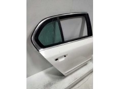 Recambio de puerta trasera derecha para skoda suberb (3t4) elegance referencia OEM IAM    2