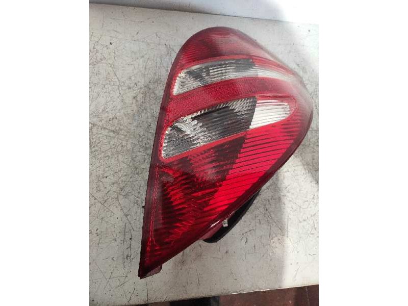 Recambio de piloto trasero derecho para mercedes clase a (w169) a 200 cdi (169.008) referencia OEM IAM A1698200464  