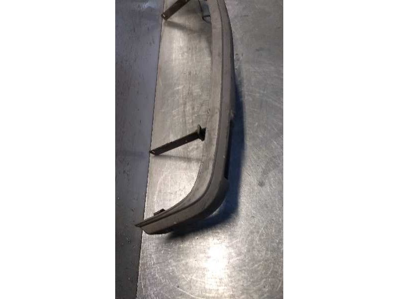 Recambio de paragolpes delantero para seat 127 0.9 referencia OEM IAM   