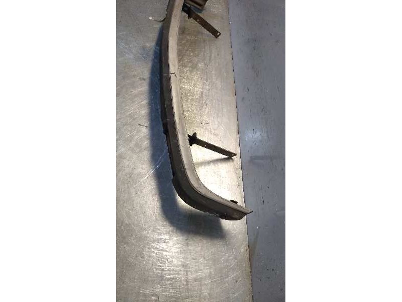 Recambio de paragolpes delantero para seat 127 0.9 referencia OEM IAM   