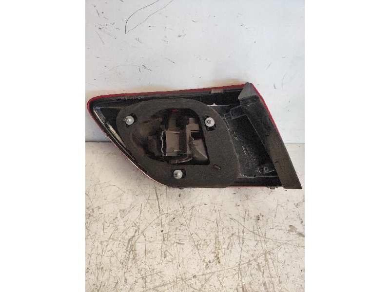 Recambio de piloto trasero derecho para seat ibiza st (6j8) 1.2 tsi referencia OEM IAM 6J8945095C  