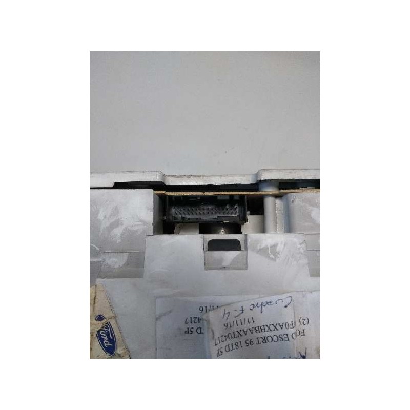 Recambio de cuadro instrumentos para ford escort berl./turnier 1.8 turbodiesel cat referencia OEM IAM  MB 