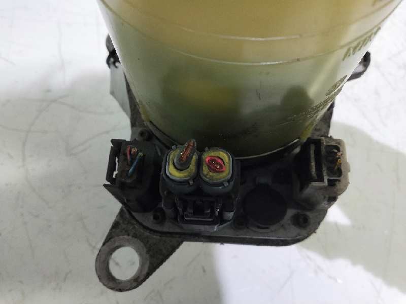 Recambio de bomba direccion para ford focus c-max (cap) 1.8 tdci turbodiesel cat referencia OEM IAM 4M513K514BD  