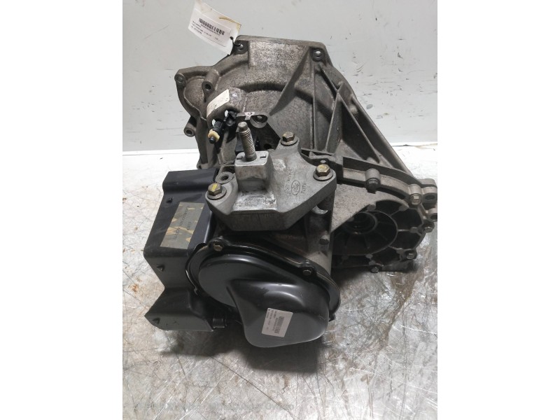 Recambio de caja cambios para ford fusion (cbk) 1.4 16v cat referencia OEM IAM 2N1R7002NA TTFD0 061200 102640 