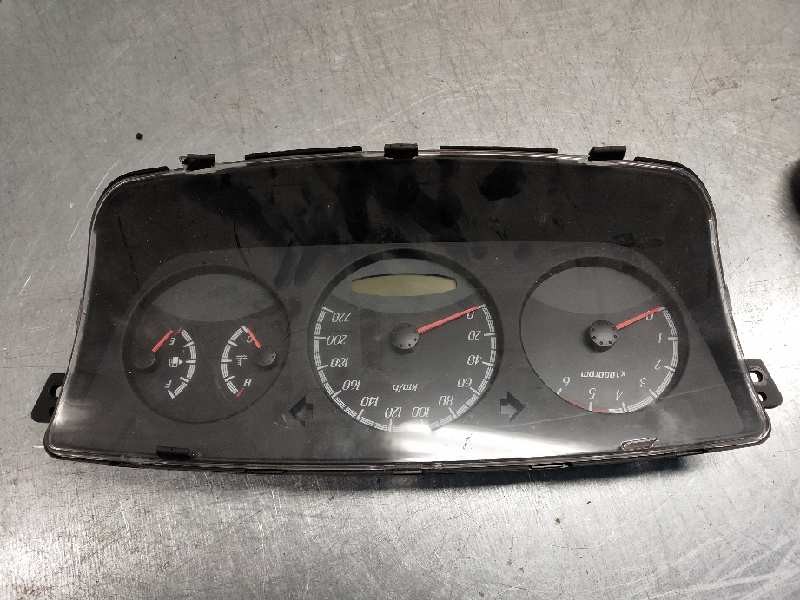 Recambio de cuadro instrumentos para ssangyong actyon 2.0 td cat referencia OEM IAM 8021031520 X01 