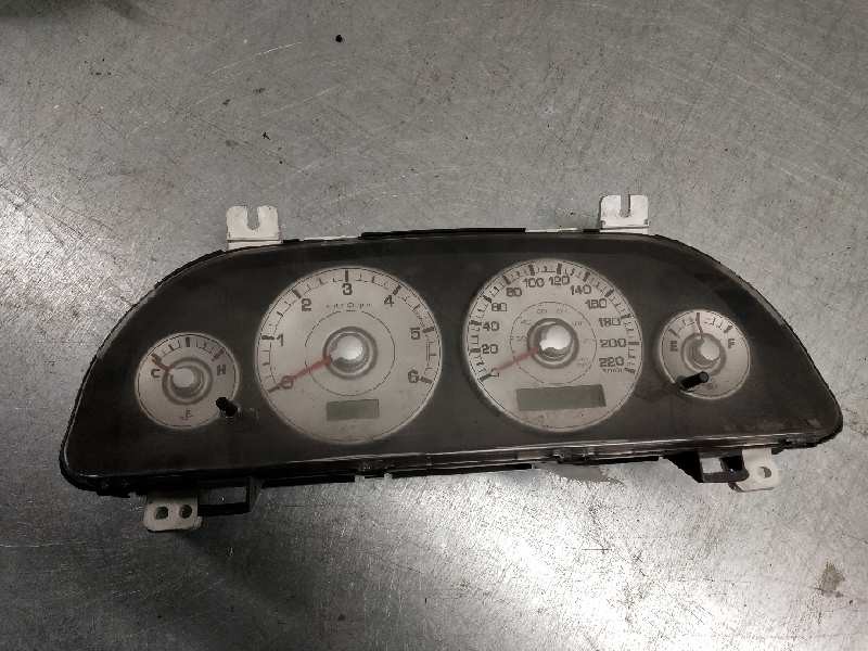 Recambio de cuadro instrumentos para ssangyong korando 2.9 turbodiesel cat referencia OEM IAM 8020206211 200558410SKD5 