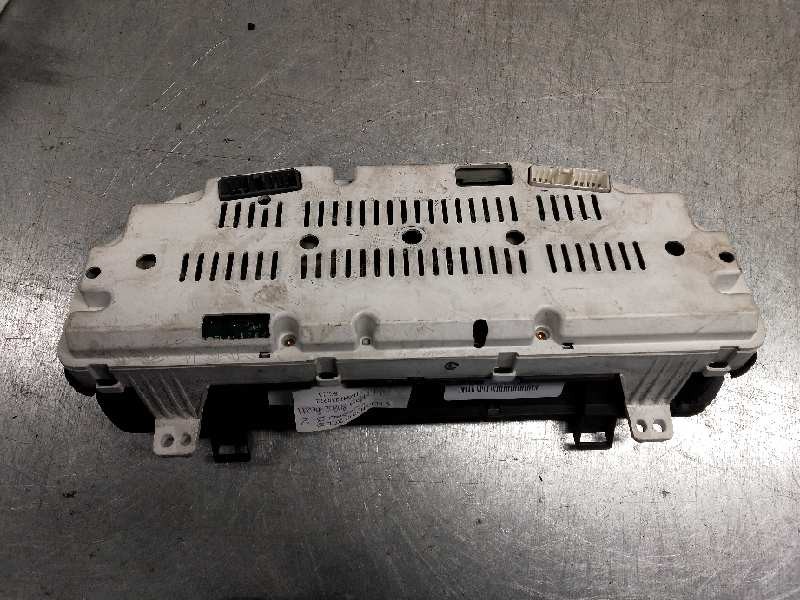 Recambio de cuadro instrumentos para ssangyong korando 2.9 turbodiesel cat referencia OEM IAM 8020206211 200558410SKD5 