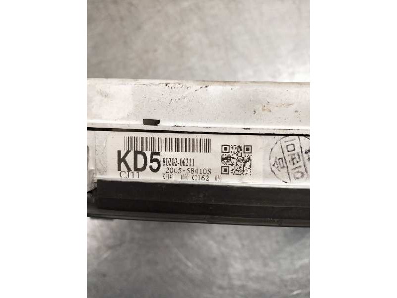 Recambio de cuadro instrumentos para ssangyong korando 2.9 turbodiesel cat referencia OEM IAM 8020206211 200558410SKD5 