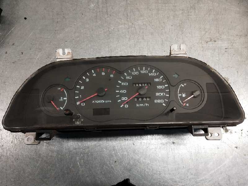 Recambio de cuadro instrumentos para ssangyong korando 2.9 turbodiesel cat referencia OEM IAM 802010610 20026210EDA 