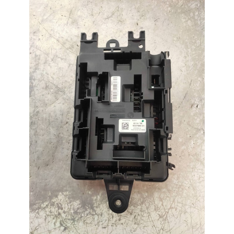 Recambio de caja reles / fusibles para bmw serie 3 gran turismo (f34) 320d xdrive referencia OEM IAM 6114V8933788001 07072014 