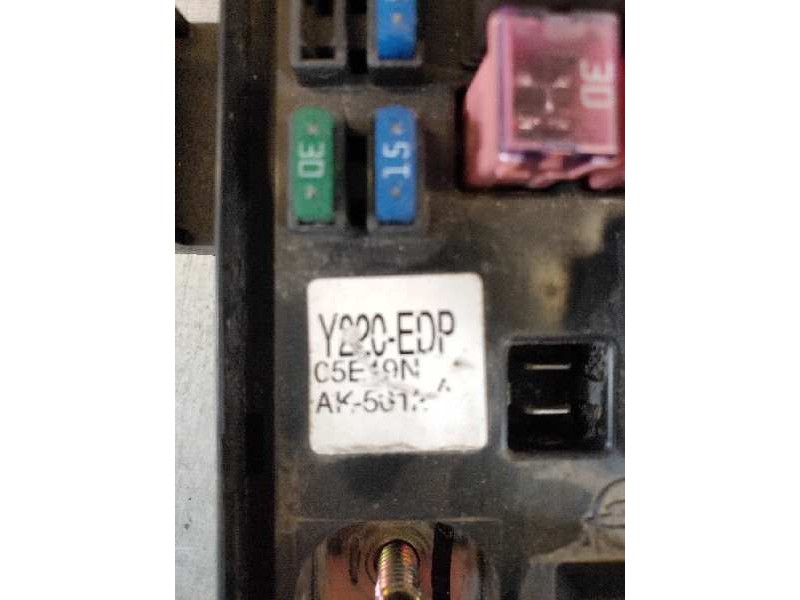 Recambio de caja reles / fusibles para ssangyong rexton rx 270 plus / 270 xdi plus referencia OEM IAM Y220EDP C5E19N AK5012