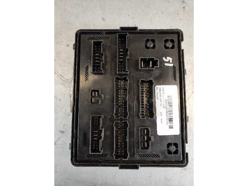 Recambio de caja reles / fusibles para ssangyong rexton rx 270 plus / 270 xdi plus referencia OEM IAM Y220EDP C5E19N AK5012