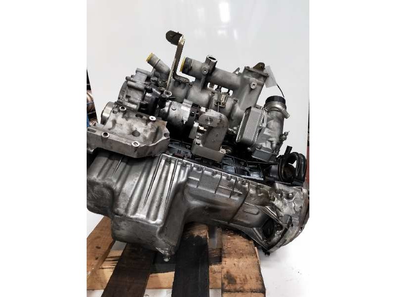 Recambio de motor completo para ssangyong rexton rx 270 plus / 270 xdi plus referencia OEM IAM 665925 D27DT 10506275 