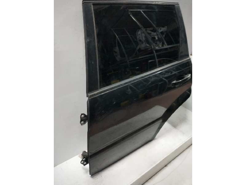 Recambio de puerta trasera izquierda para ssangyong rexton rx 270 plus / 270 xdi plus referencia OEM IAM   