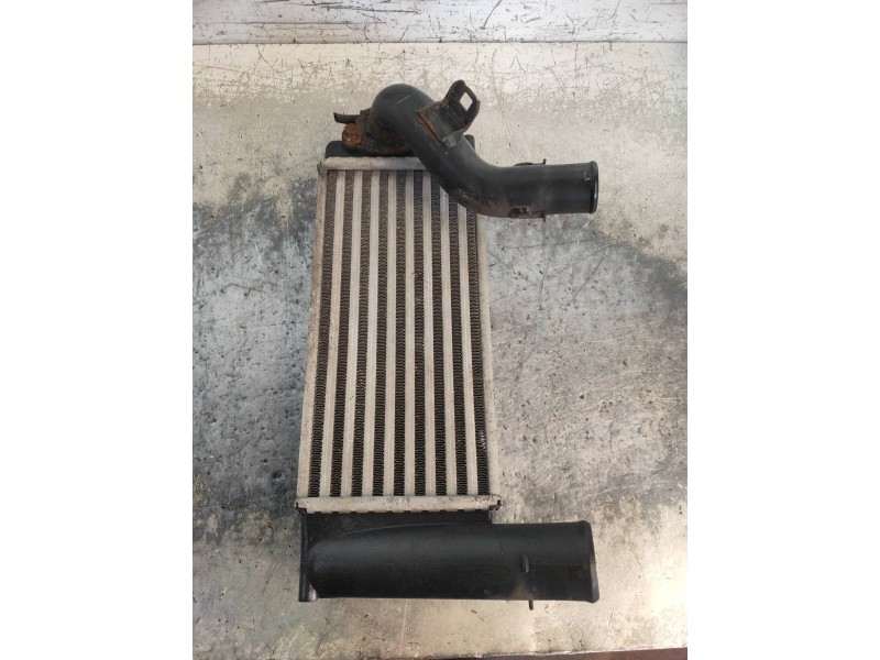 Recambio de intercooler para toyota corolla (e15) luna referencia OEM IAM 1840700088  