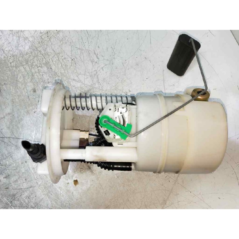 Recambio de bomba combustible para renault clio iii 1.4 16v referencia OEM IAM 8200263038 0974685990001 MARWAL AFORADOR
