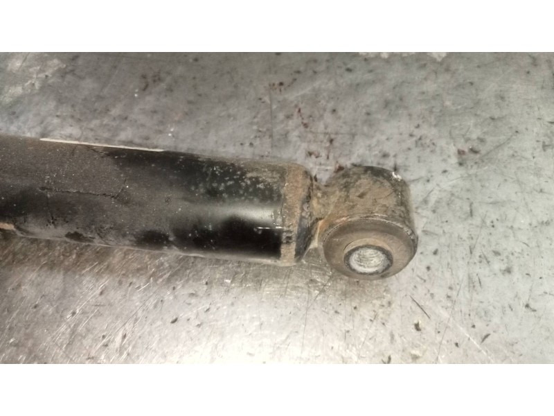 Recambio de amortiguador trasero derecho para bmw x3 (e83) 2.0d referencia OEM IAM 33523451402  