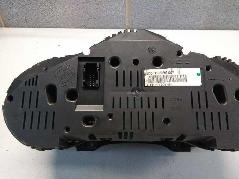 Recambio de cuadro instrumentos para alfa romeo 147 (190) 1.9 jtd cat referencia OEM IAM 735290181 110008953007 