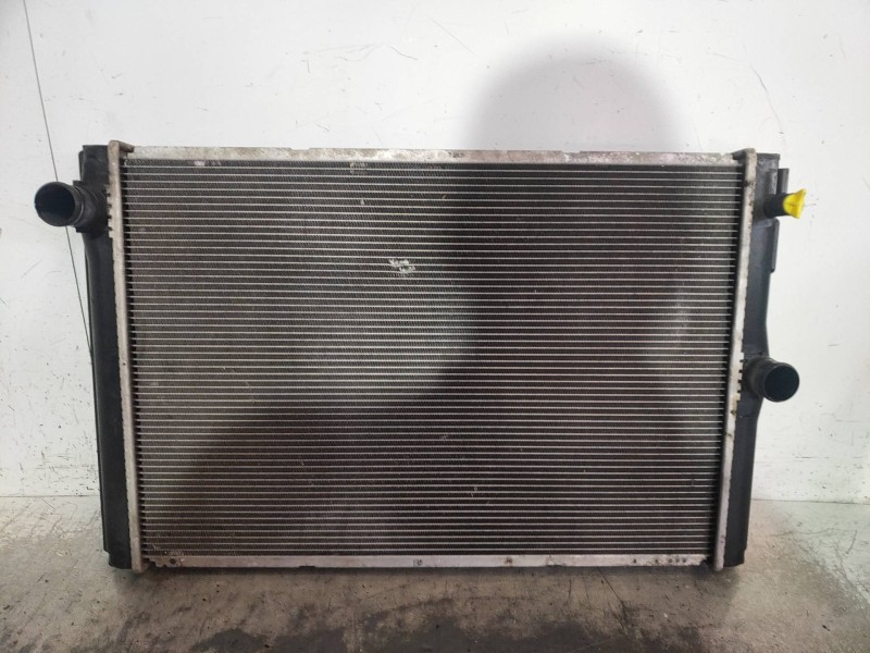 Recambio de radiador agua para toyota corolla (e15) luna referencia OEM IAM MF4221336540  