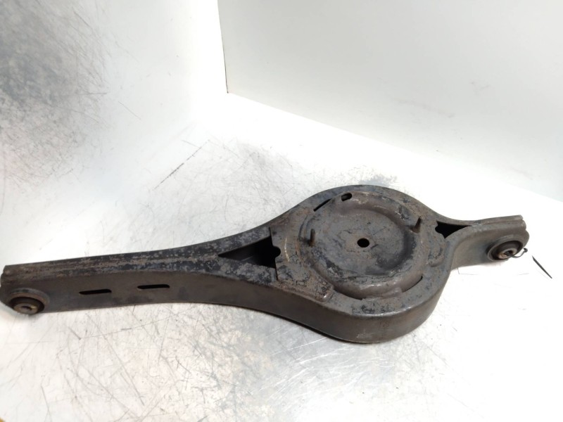 Recambio de brazo suspension inferior trasero derecho para ford mondeo ber. (ca2) 2.0 tdci cat referencia OEM IAM   