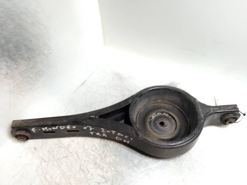 Recambio de brazo suspension inferior trasero derecho para ford mondeo ber. (ca2) 2.0 tdci cat referencia OEM IAM   