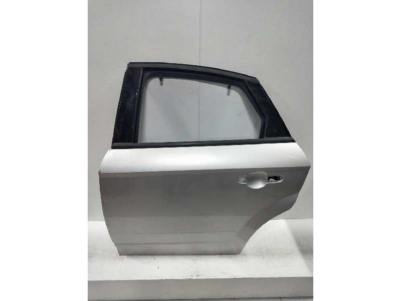 Recambio de puerta trasera izquierda para ford mondeo sportbreak (ca2) 2.0 flexifuel cat referencia OEM IAM  4P 