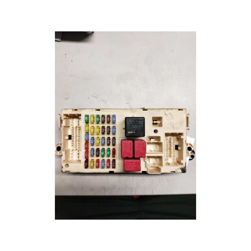 Recambio de caja reles / fusibles para alfa romeo 159 (140) 1.9 jtd (m) 16v cat referencia OEM IAM 50510079 939CB21981130407 