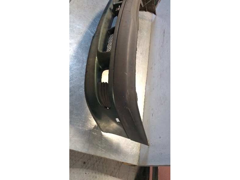 Recambio de paragolpes delantero para toyota avensis berlina (t 22) referencia OEM IAM   