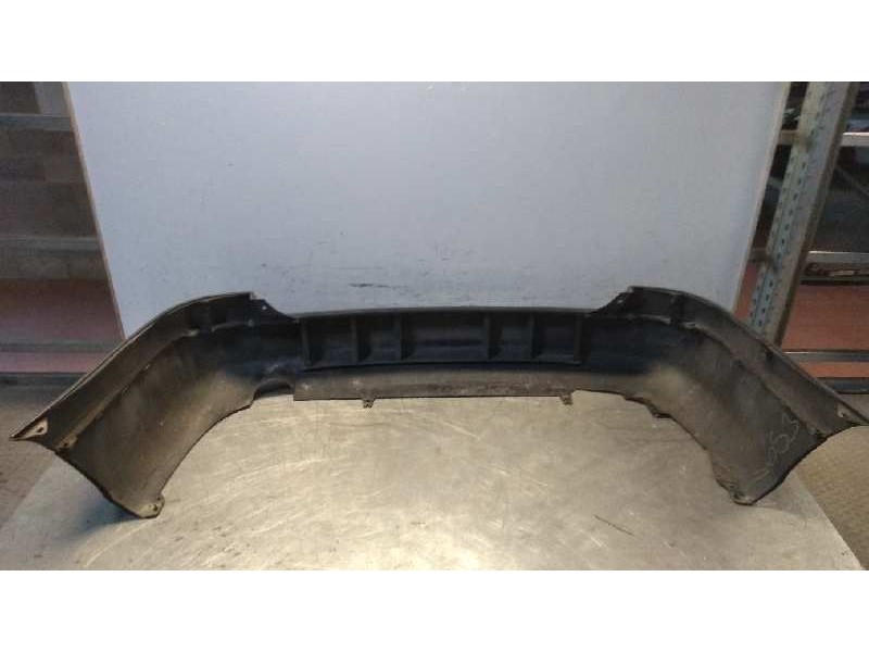 Recambio de paragolpes trasero para toyota avensis monovolumen (t22) 1.8 16v cat referencia OEM IAM   