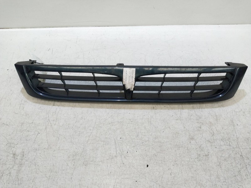 Recambio de rejilla delantera para toyota carina (t19) 1.6 16v cat referencia OEM IAM   