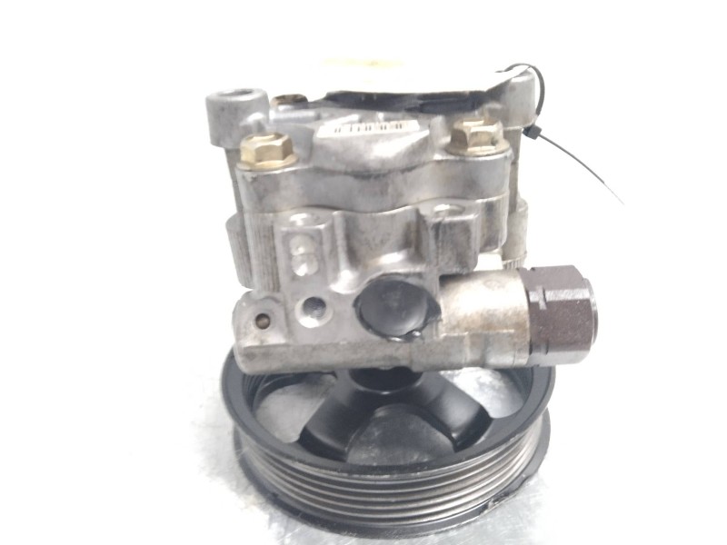 Recambio de bomba direccion para toyota corolla (e11) 1.4 16v cat referencia OEM IAM   