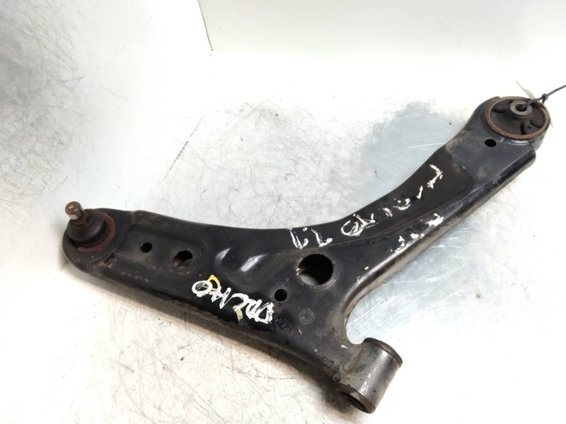 Recambio de brazo suspension inferior delantero derecho para kia picanto 1.1 ex referencia OEM IAM   