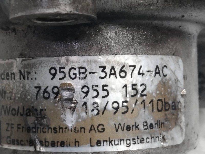 Recambio de bomba direccion para ford scorpio berl./turnier 24v ghia berlina referencia OEM IAM 95GB3A674AC  