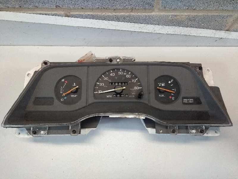 Recambio de cuadro instrumentos para ford thunderbird base referencia OEM IAM   