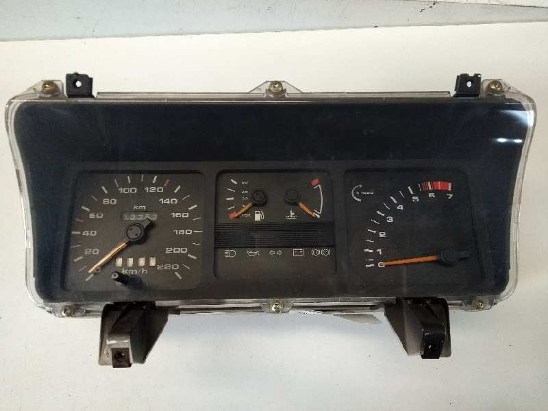 Recambio de cuadro instrumentos para ford sierra berlina 2.3 v6 referencia OEM IAM  AHB 