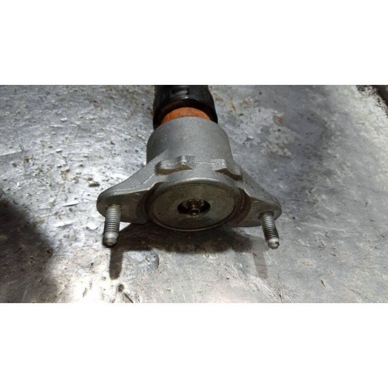 Recambio de amortiguador trasero izquierdo para mercedes clase b (w246) b 180 cdi be (246.200) referencia OEM IAM A2463202131  