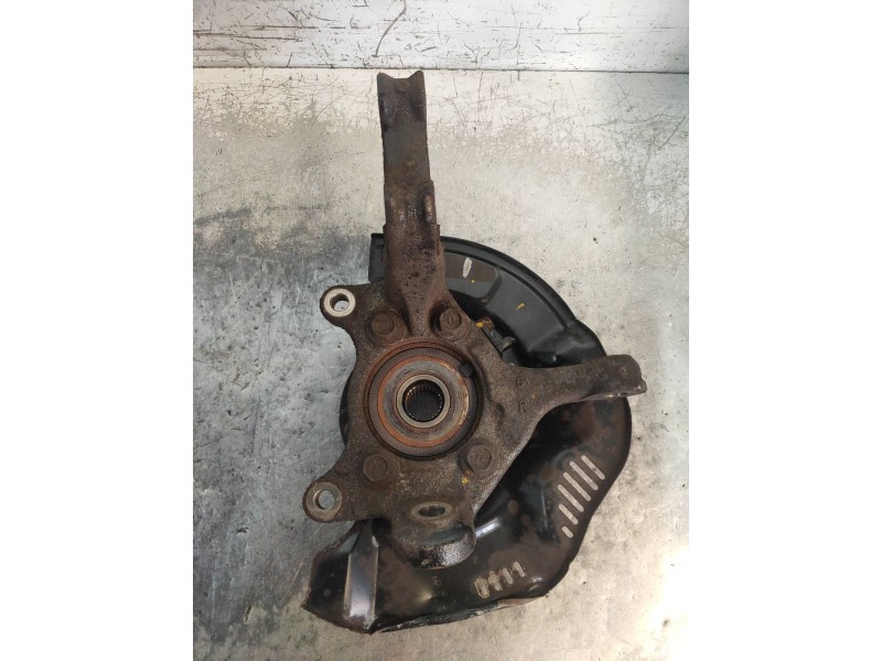 Recambio de mangueta delantera derecha para toyota corolla (e15) luna referencia OEM IAM   